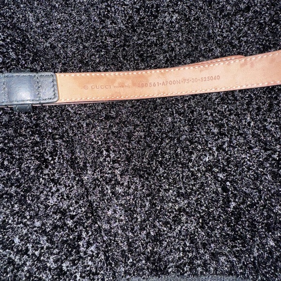 Gucci Stud leather black belt skinny belt with silver buckle - Picture 6 of 7